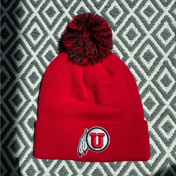 Utah Utes Pom Pom Winter Beanie - Picture 1 of 1